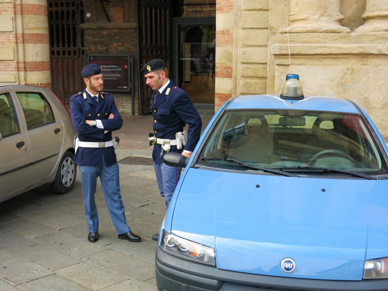 Bologna, Politia uniforma